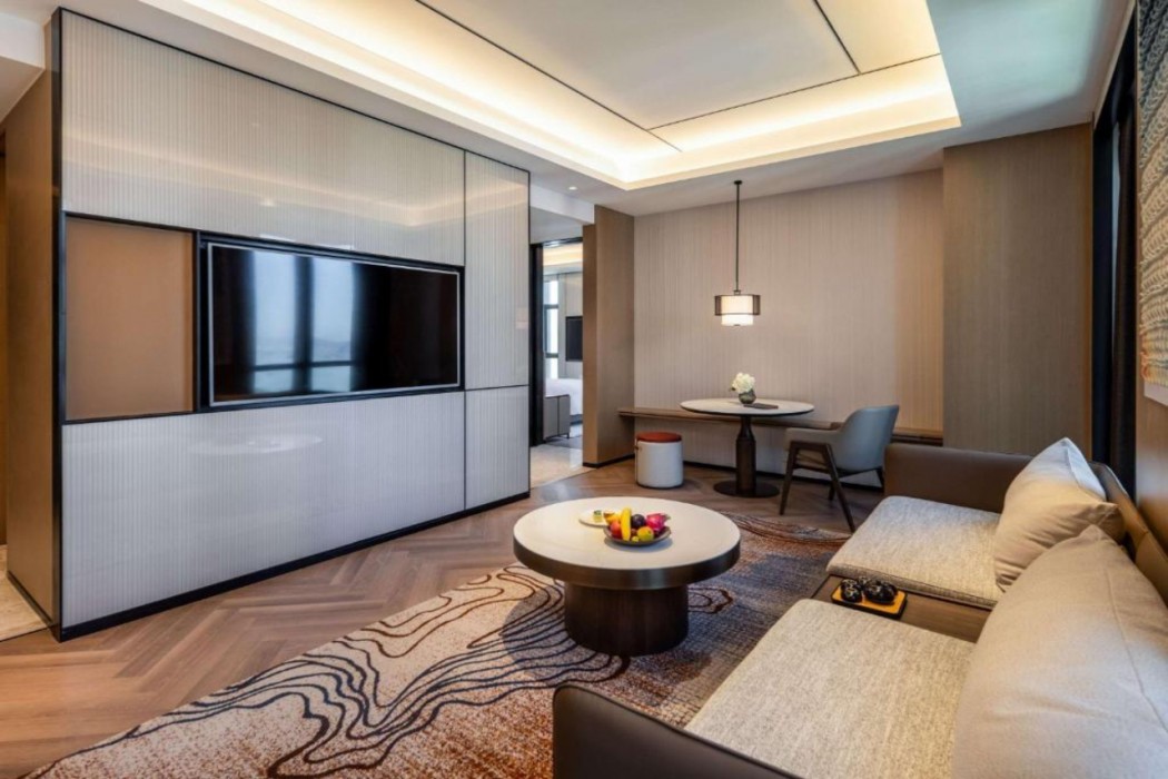 Grand Mercure Yichang Waitan 22/72