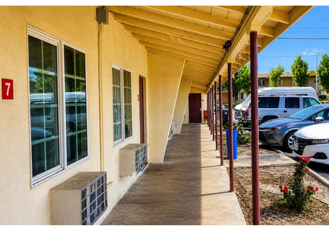 Sai Park Motel in LANCASTER - CA