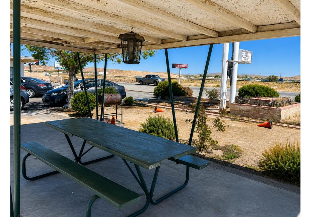Carls Motel in ROSAMOND - CA