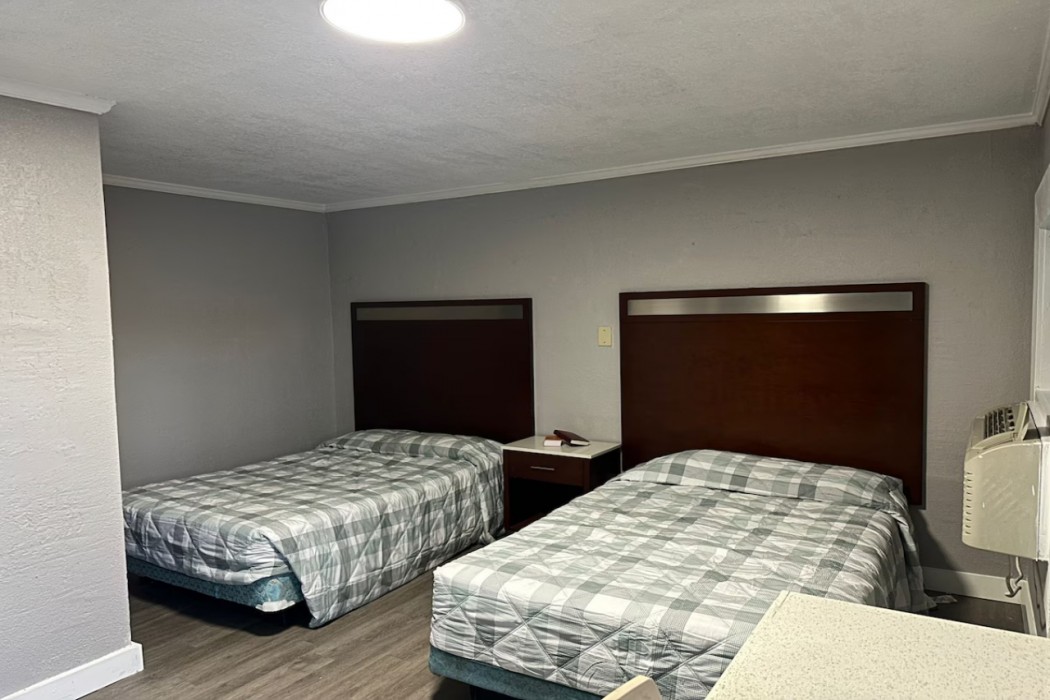Alamo Oasis Inn and Suites By OYO San Antonio 9/53