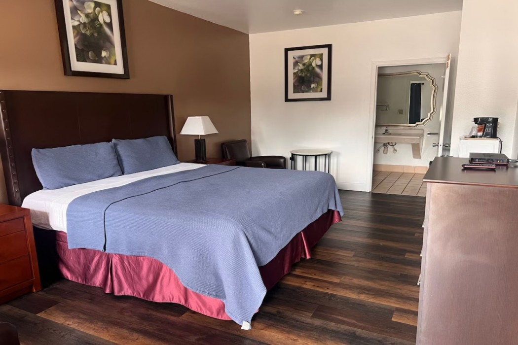 Budget inn by Oyo San Augustine 15/70