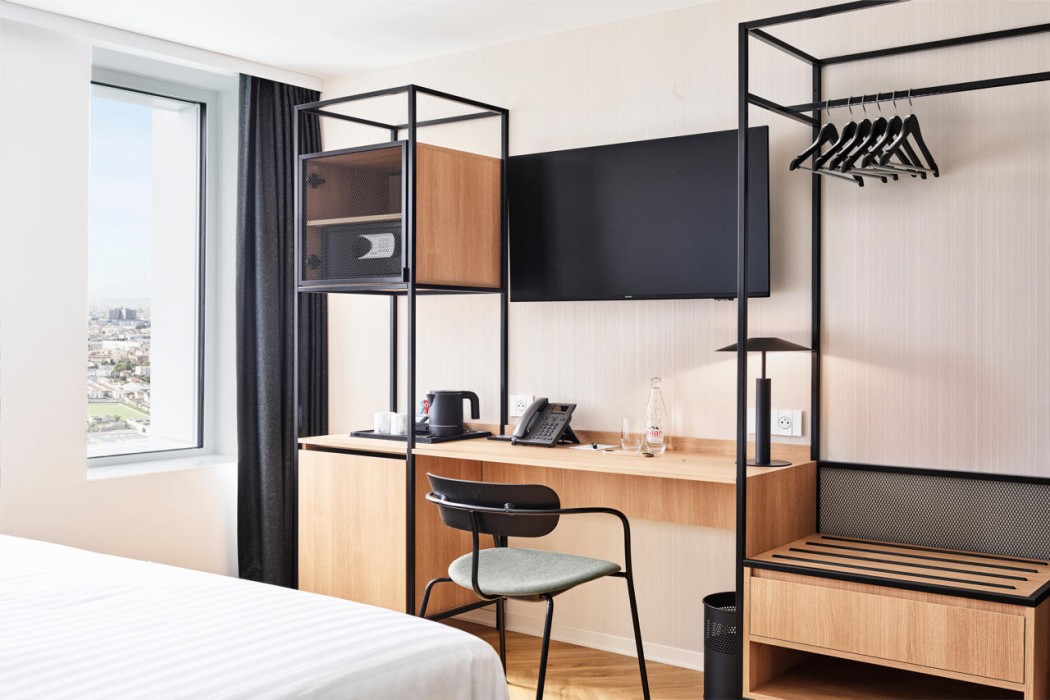 H4 Wyndham Paris Pleyel 18/87