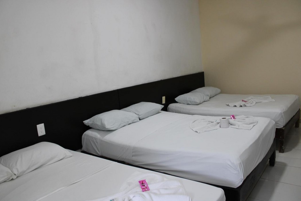 OYO HOTEL COLIBRI 35/67