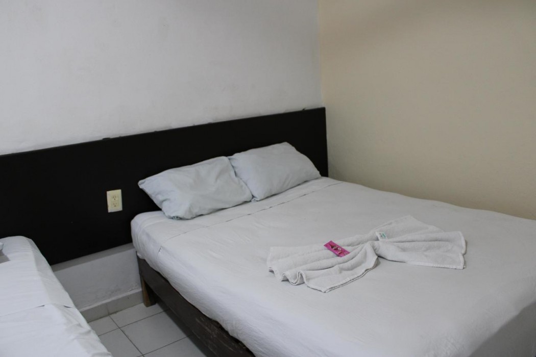 OYO HOTEL COLIBRI 17/67
