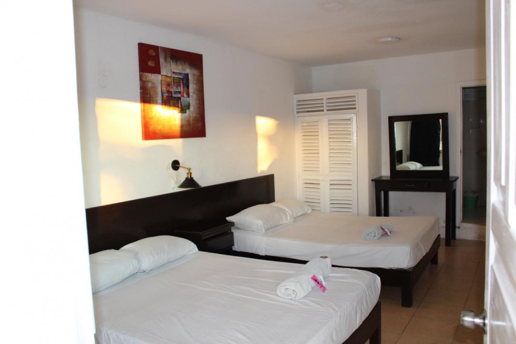 OYO HOTEL COLIBRI 24/67
