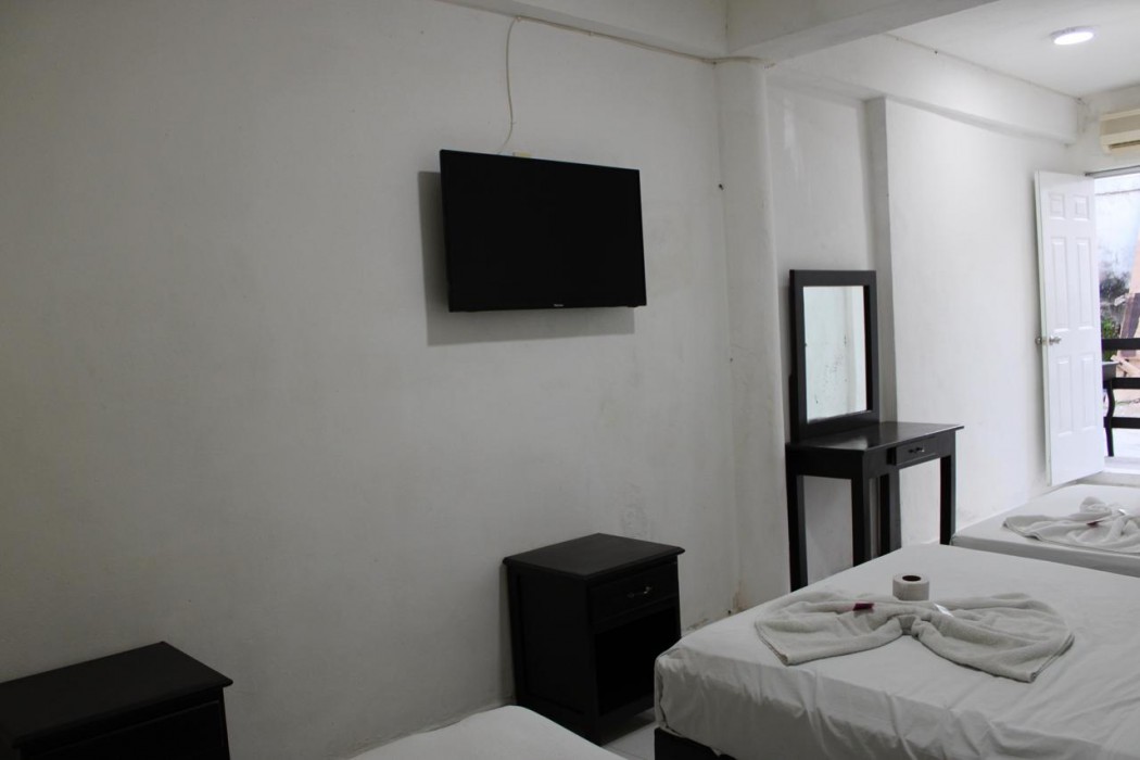 OYO HOTEL COLIBRI 31/67