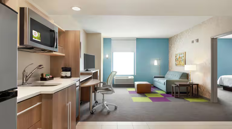 Home2 Suites by Hilton Cincinnati Midtown Oakley 7/31