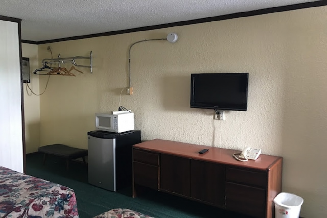 Capri Motel Elwood, Wathena 7/10