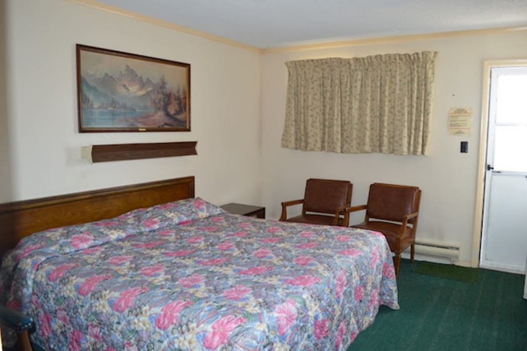 Capri Motel Elwood, Wathena 3/10