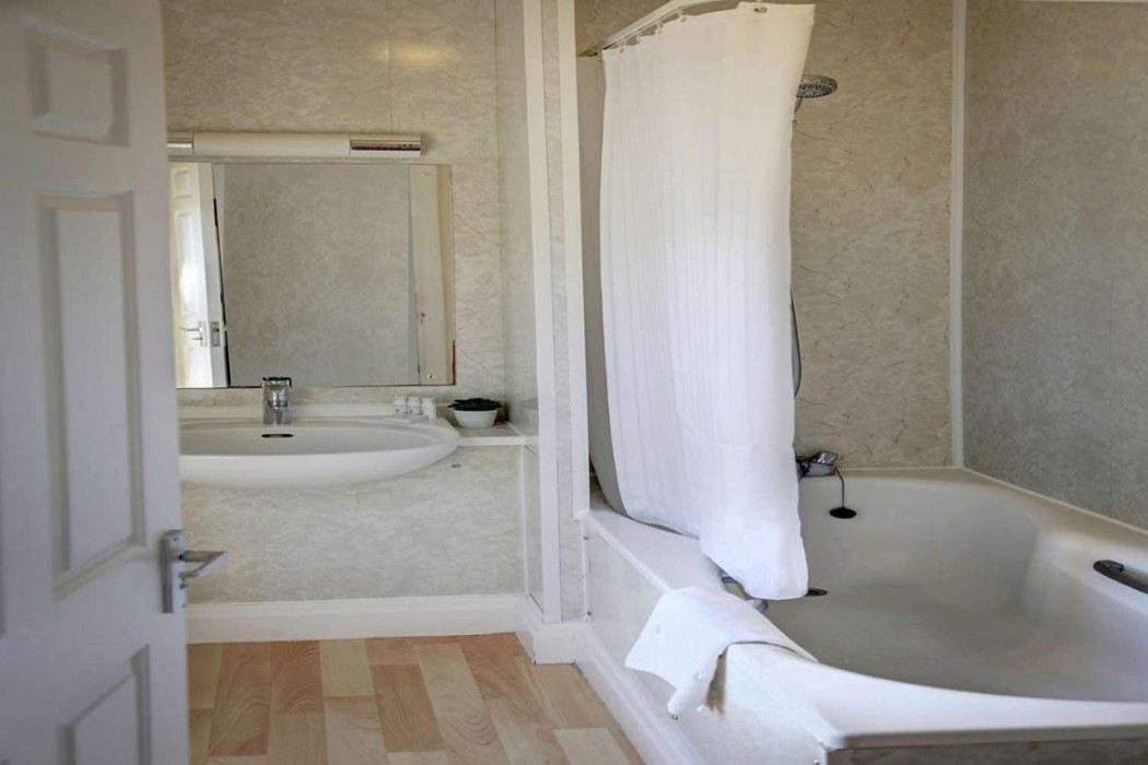 The Monterey Hotel, BW Signature Collection by Best Western 36/39