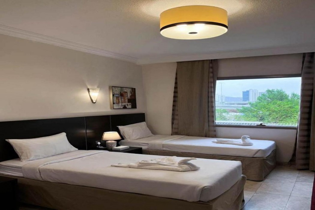 Hussein Hassan Ali Bayari Hotel 11/61