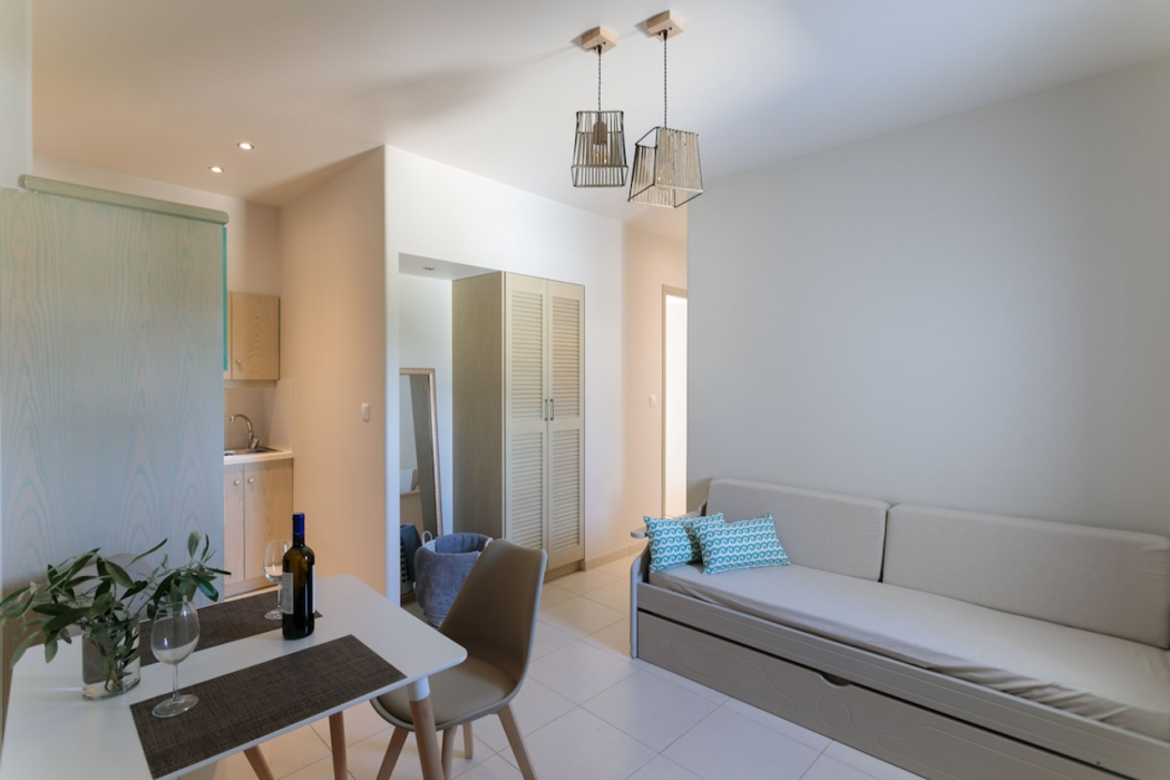 Almiriki Naxos Beachside Living 12/67