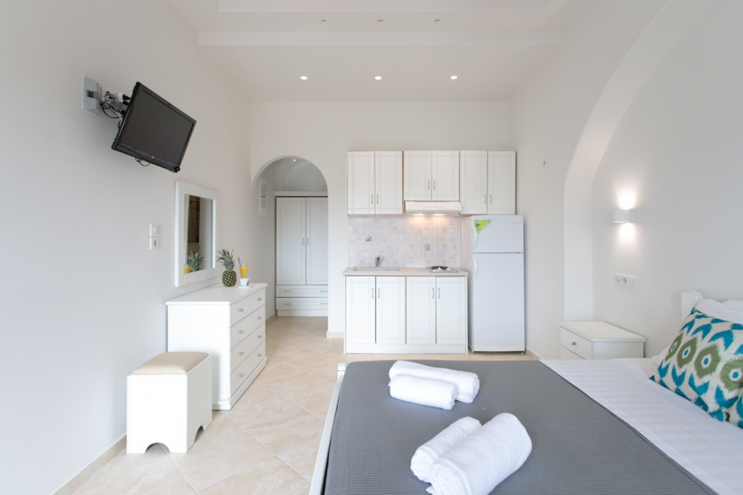 Almiriki Naxos Beachside Living 11/67