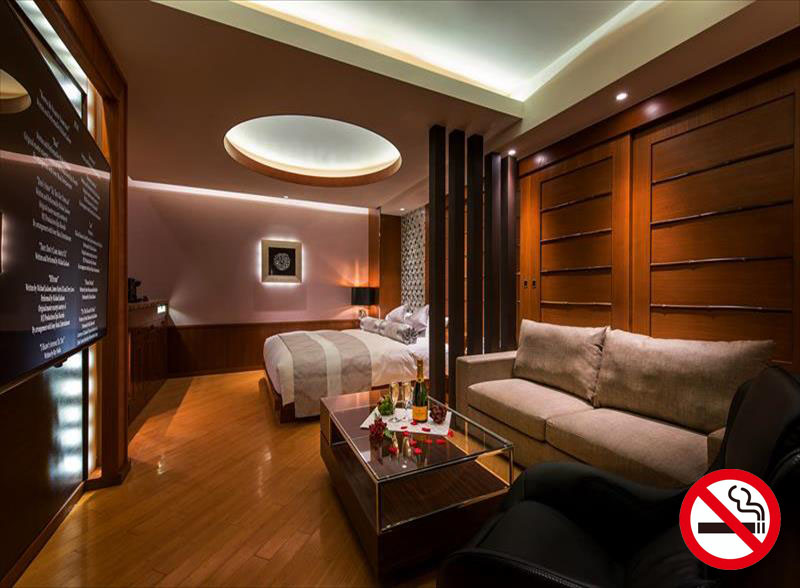 Hotel Dior 7 12/67