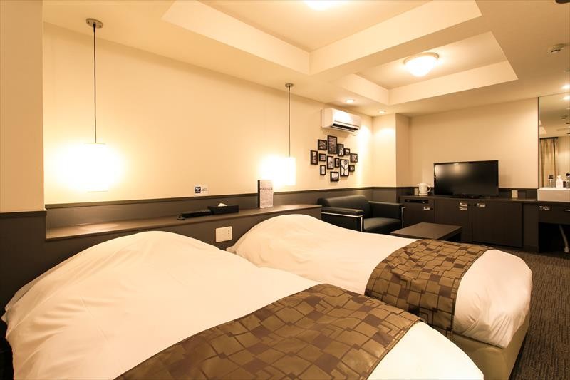 Hotel Double Funabashi 24/50