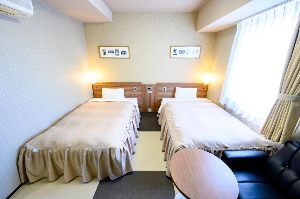 Hotel Econo Kameyama 31/85