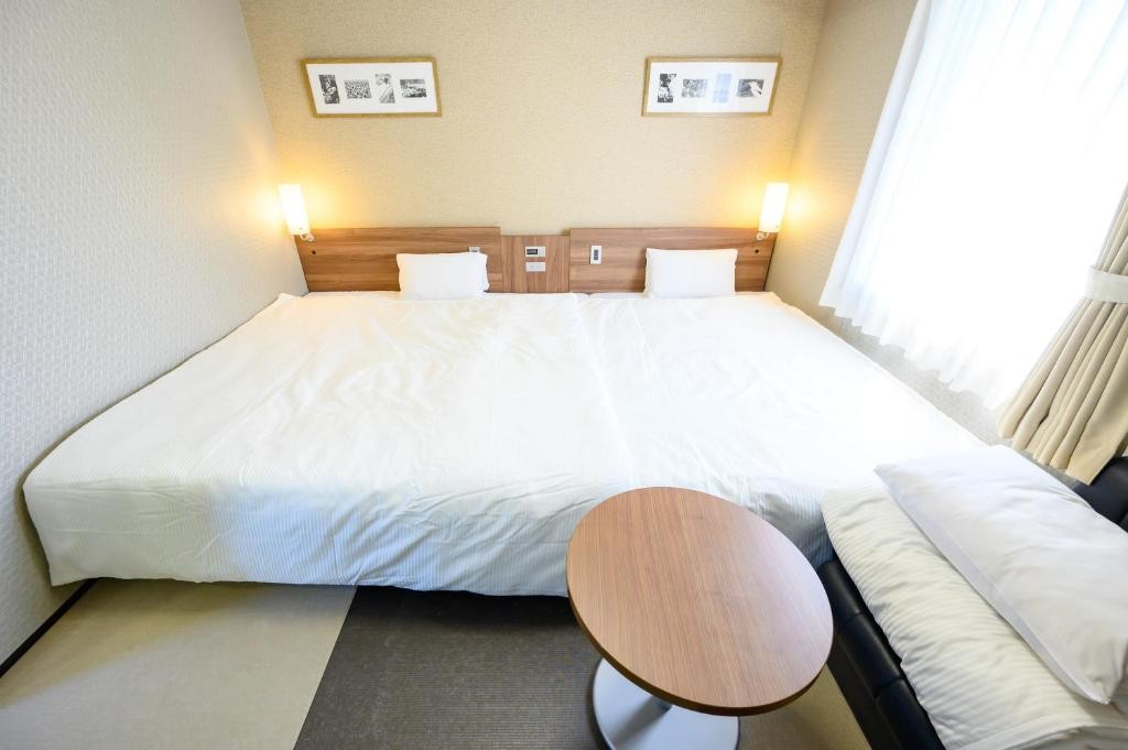 Hotel Econo Kameyama 28/85