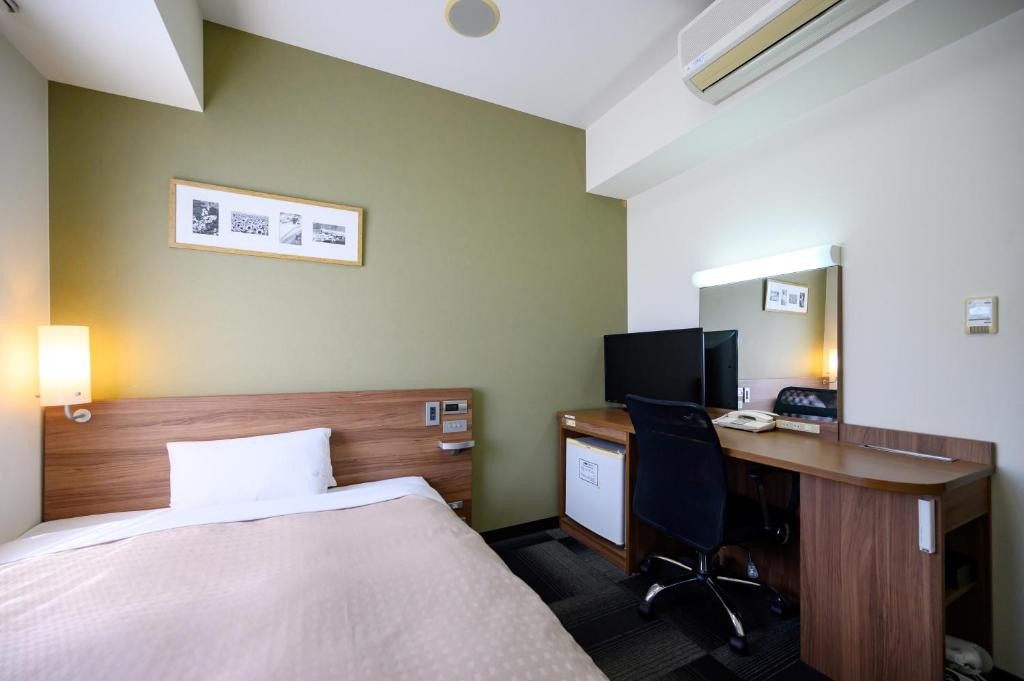 Hotel Econo Kameyama 18/85