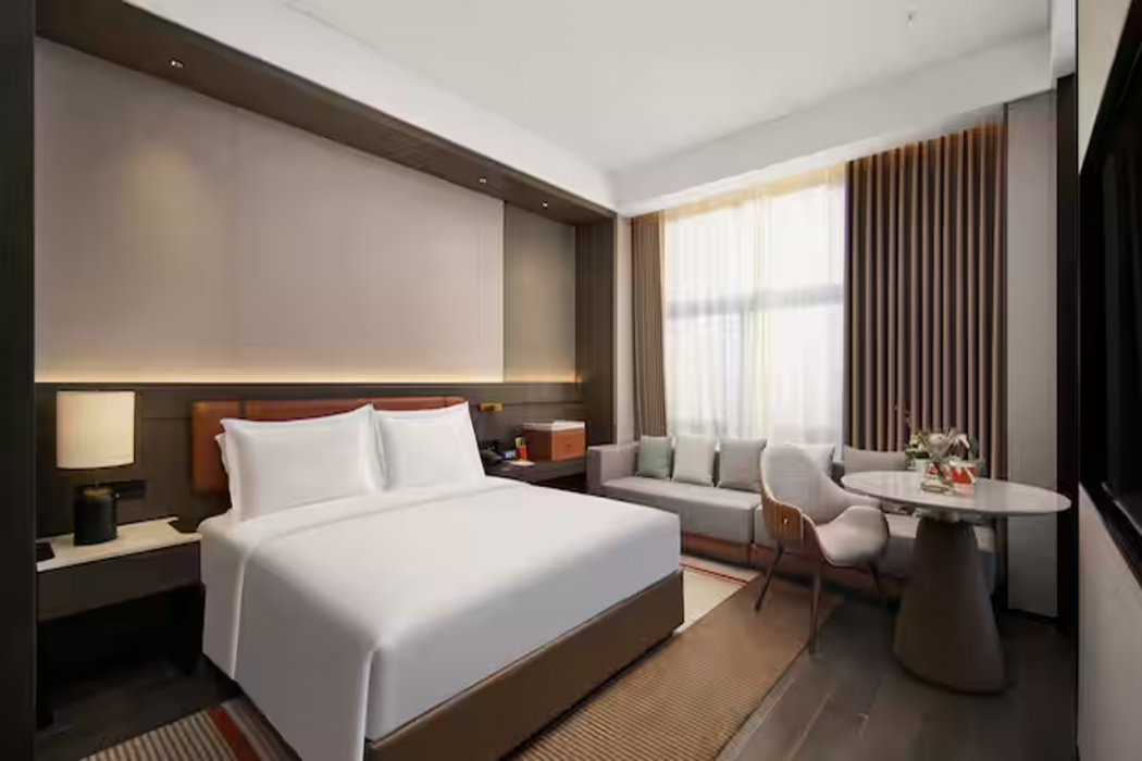 DoubleTree by Hilton Kaifeng 10/49