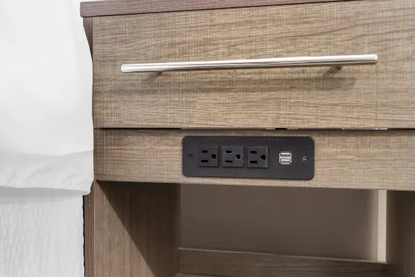 red roof inn plus jamaica ny jfk airport