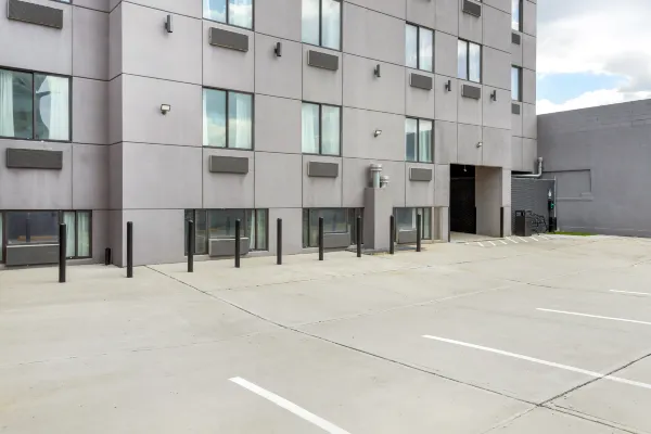 red roof inn plus jamaica ny jfk airport