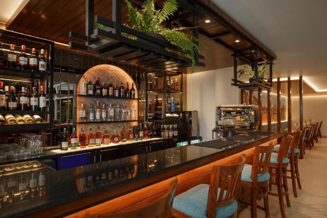 Hotel Thrive, A Tropical Courtyard 28/66