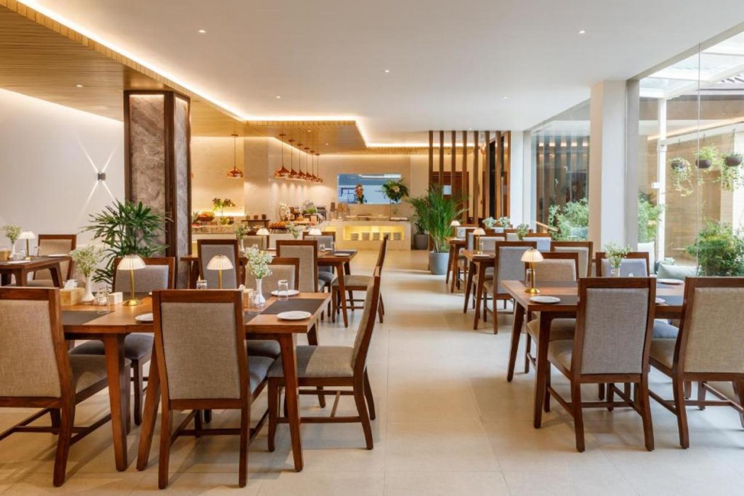 Hotel Thrive, A Tropical Courtyard 26/66