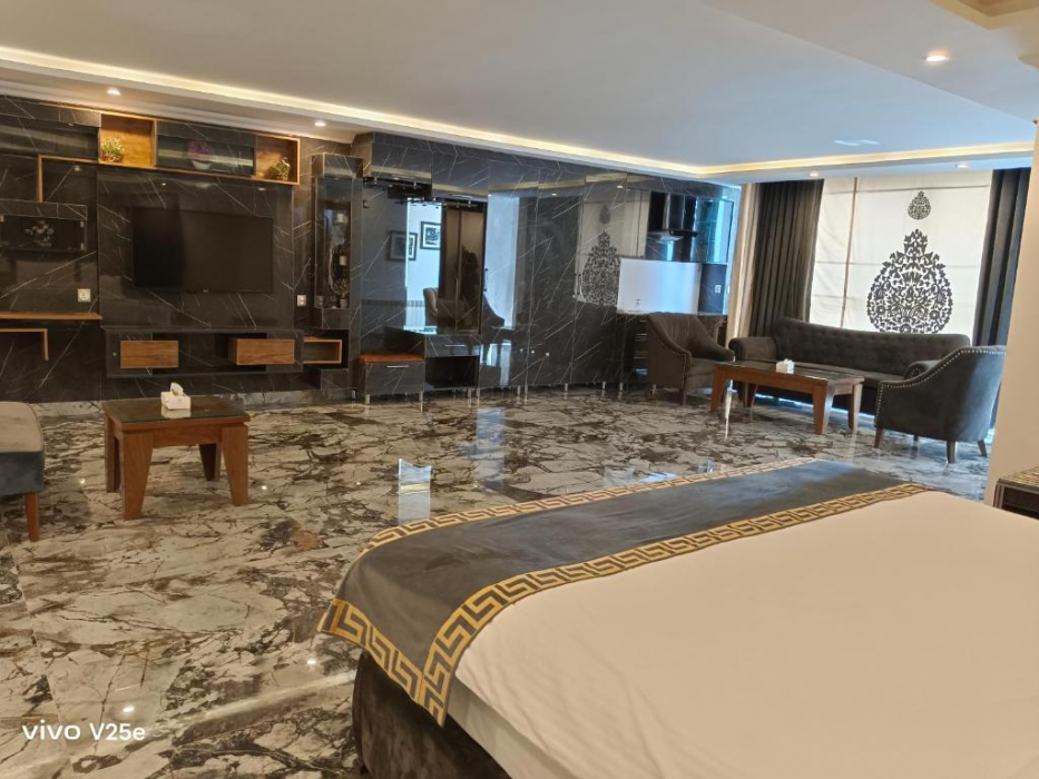 Faletti's Grand Hotel Murree 22/68