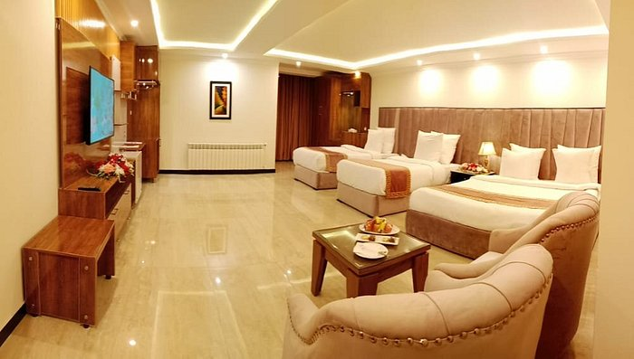 Faletti's Grand Hotel Murree 14/68