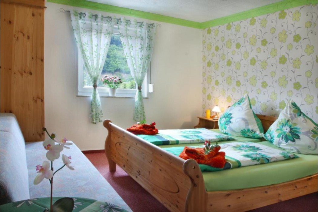 Hotel im Rheintal 14/57