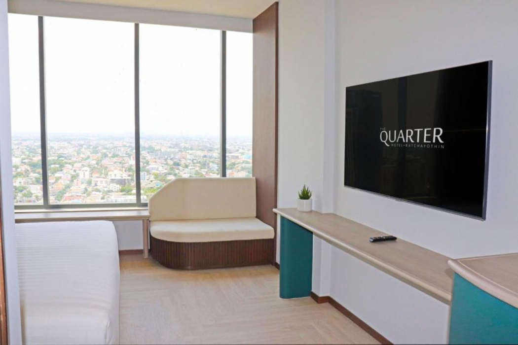 The Quarter Ratchayothin by UHG 12/61
