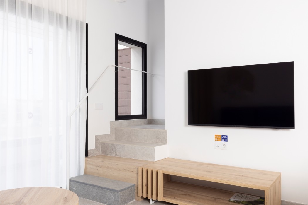 Esmeralda Cotillo Homes by LIVVO 24/79