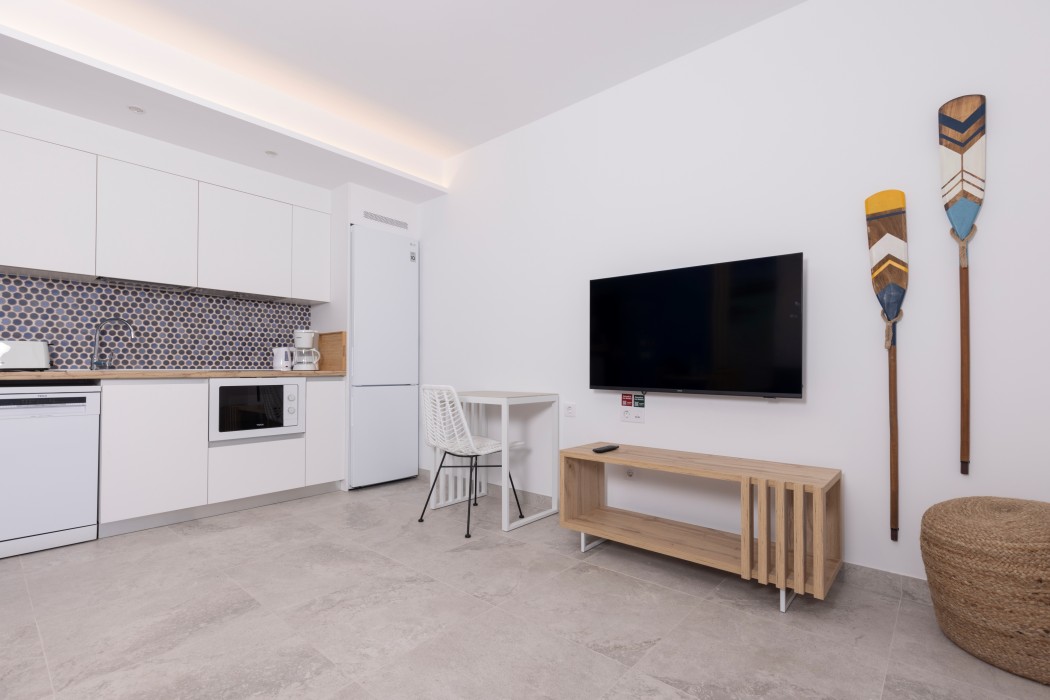 Esmeralda Cotillo Homes by LIVVO 12/79