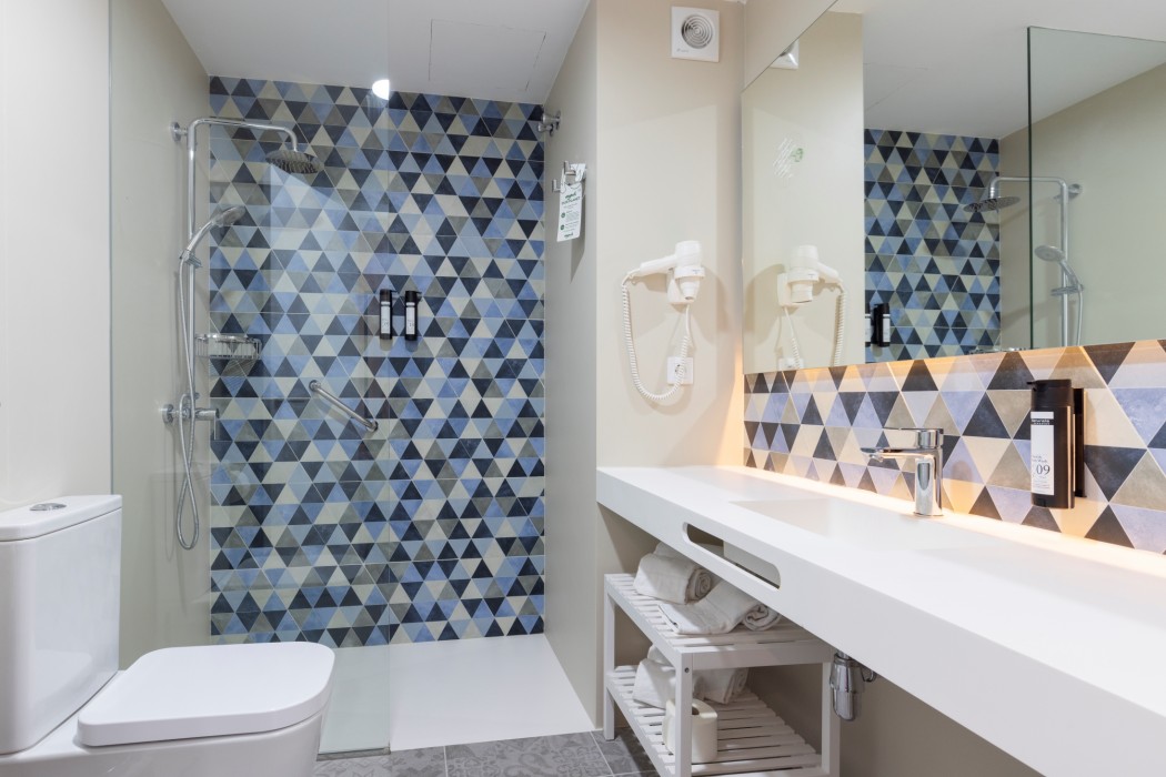 Esmeralda Cotillo Homes by LIVVO 23/79