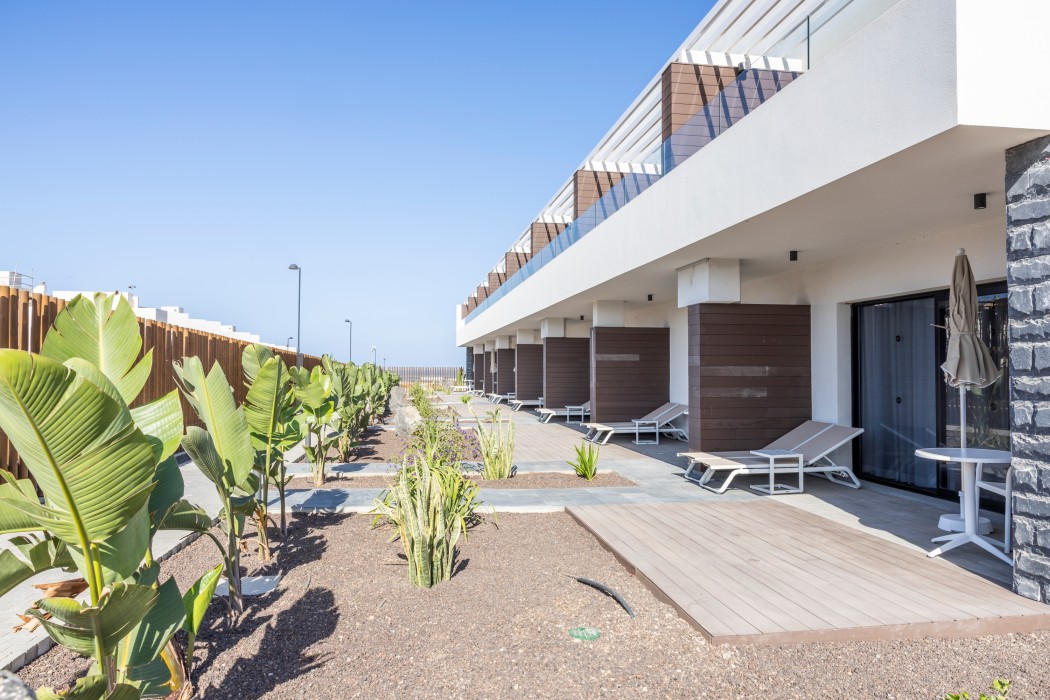 Esmeralda Cotillo Homes by LIVVO 13/79
