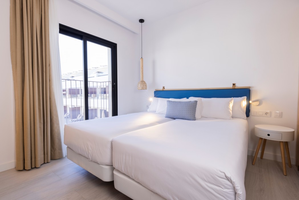 Esmeralda Cotillo Homes by LIVVO 27/79
