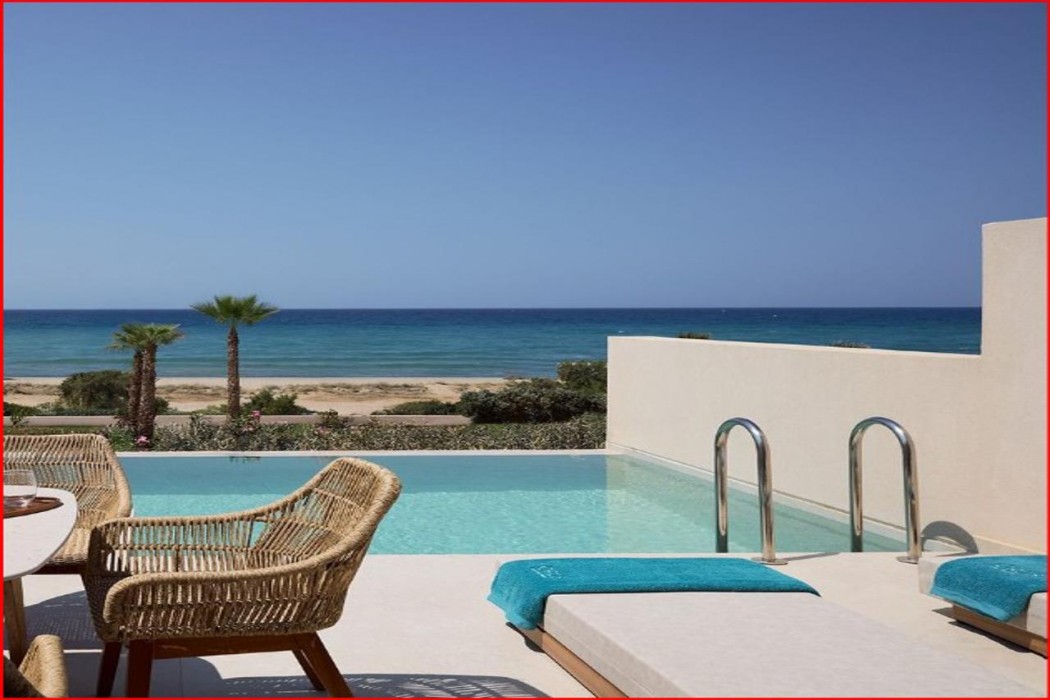Oros Luxury Beach Resort 8/65