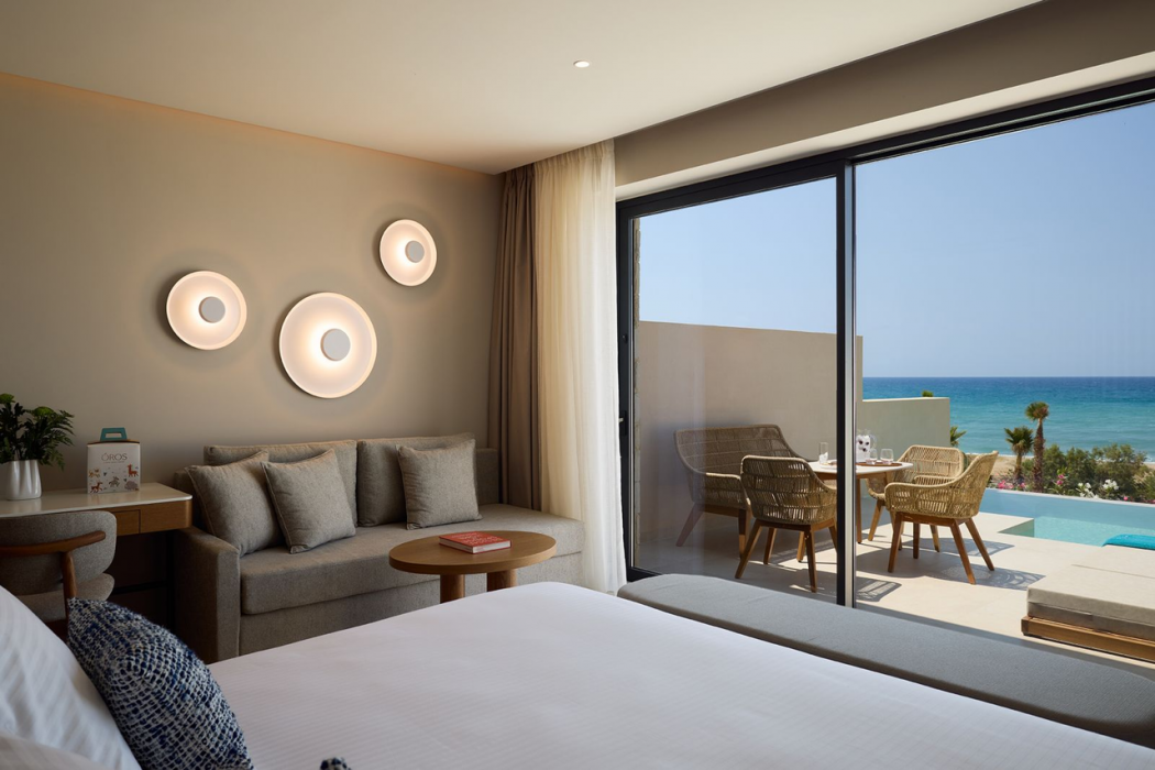 Oros Luxury Beach Resort 24/65