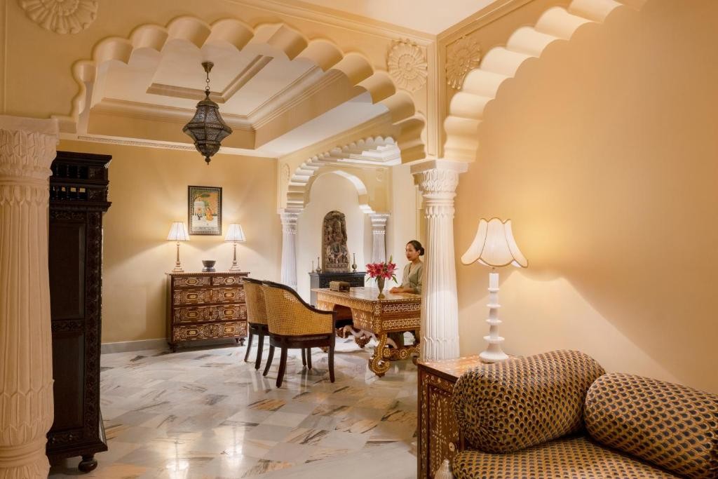 Raffles Jaipur 53/93