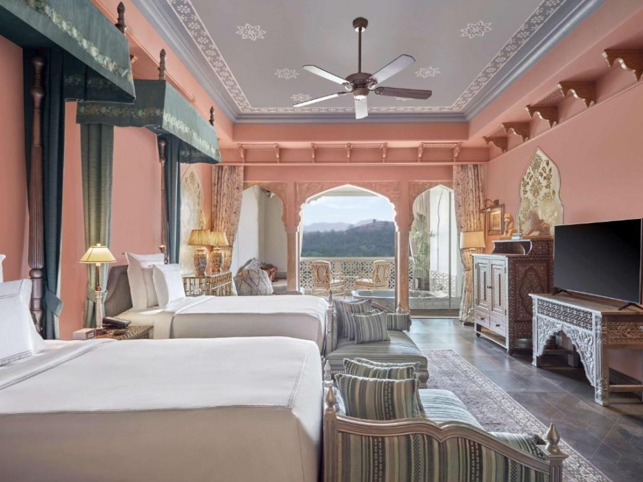 Raffles Jaipur 33/93