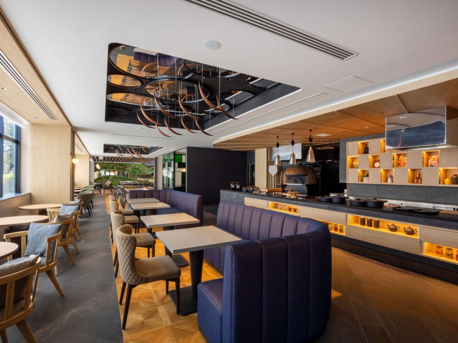 NOVOTEL NARA 49/84