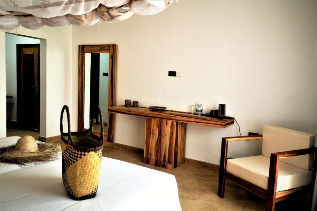 SBH Monica Zanzibar 9/57