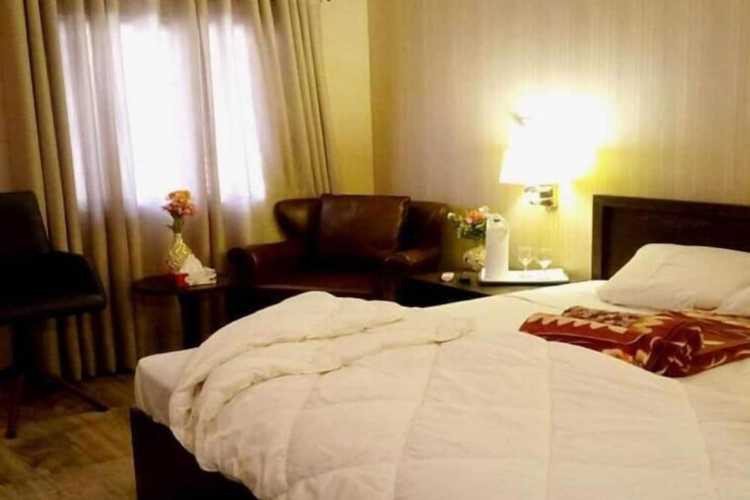 Airport Hotel 14/59