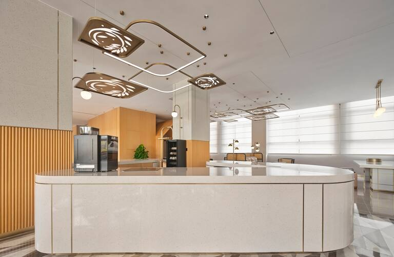 Hilton Garden Inn Huaihua Anjiang 35/46