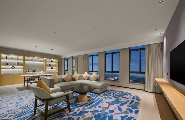 Hilton Garden Inn Huaihua Anjiang 34/46