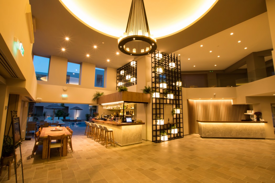 Parasol Luxury Hotel & Suites 10/80