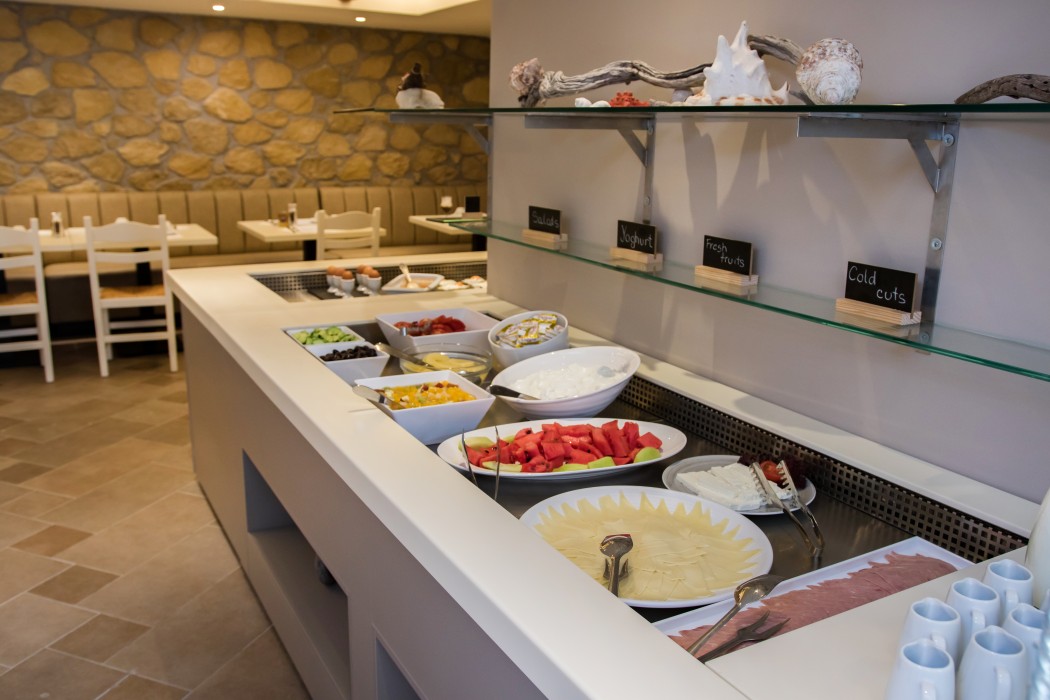 Parasol Luxury Hotel & Suites 45/80