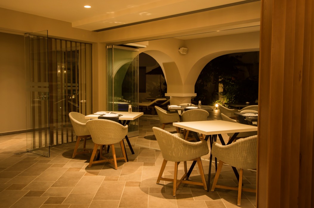 Parasol Luxury Hotel & Suites 36/80