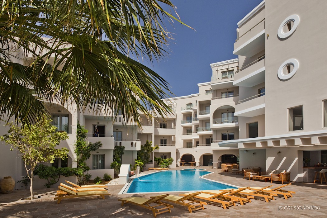 Parasol Luxury Hotel & Suites 6/80