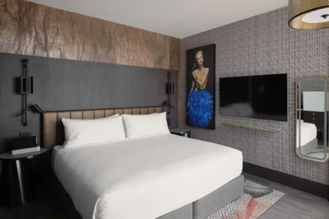 The Motley Hotel Richmond, Tapestry Collection by Hilton 8/24